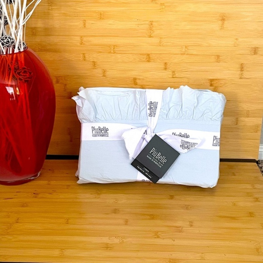 PiuBelle bedsheet set.  100% Cotton-Hotel Luxury bedsheets.